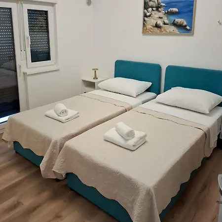 Marta 3 Apartman Makarska